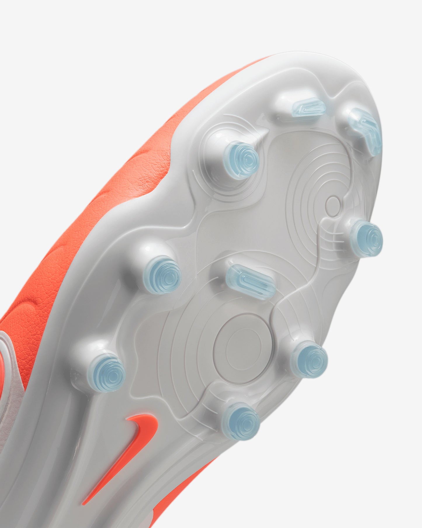 bottom front Nike Tiempo Legend 10 Pro