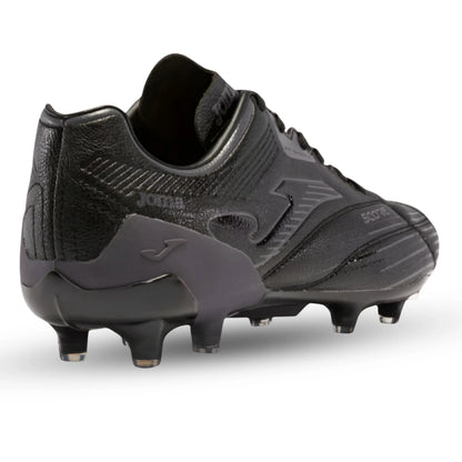 Heel counter detail on Joma Score cleats