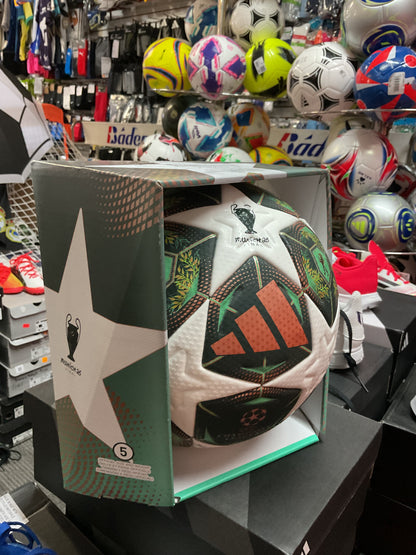 adidas UEFA Champions League 24/25 Knockout Stage Official Match Ball